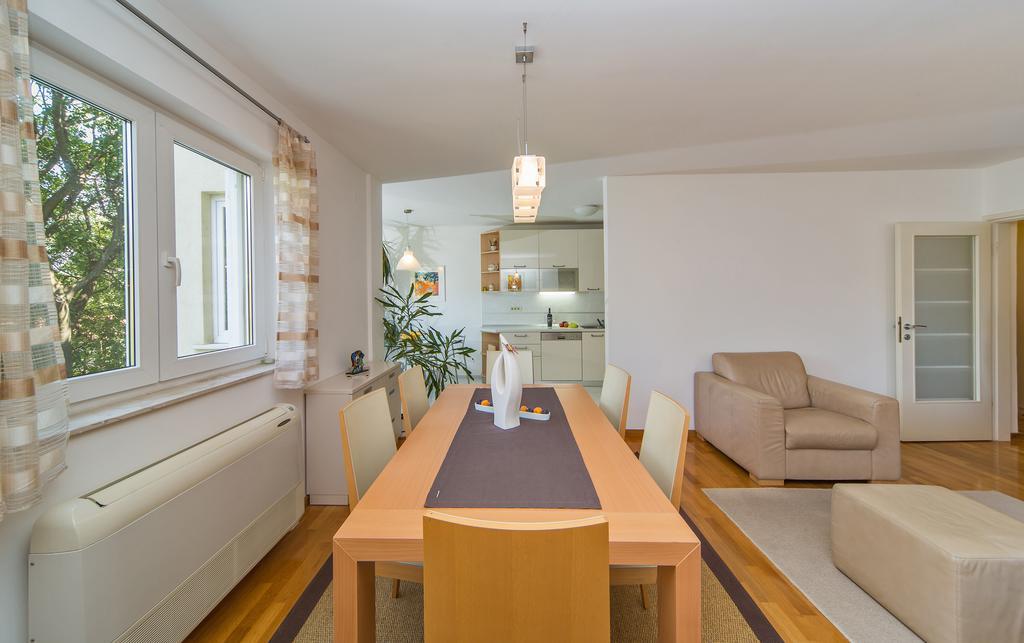 Comfortable Apartment Laura Lapad With Garage 두브로브니크 외부 사진